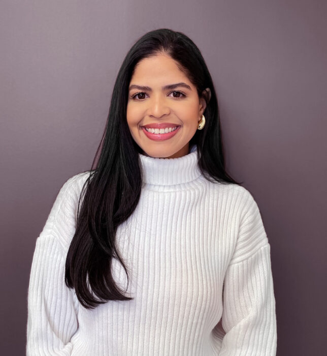 Headshot of Elines Olaverria